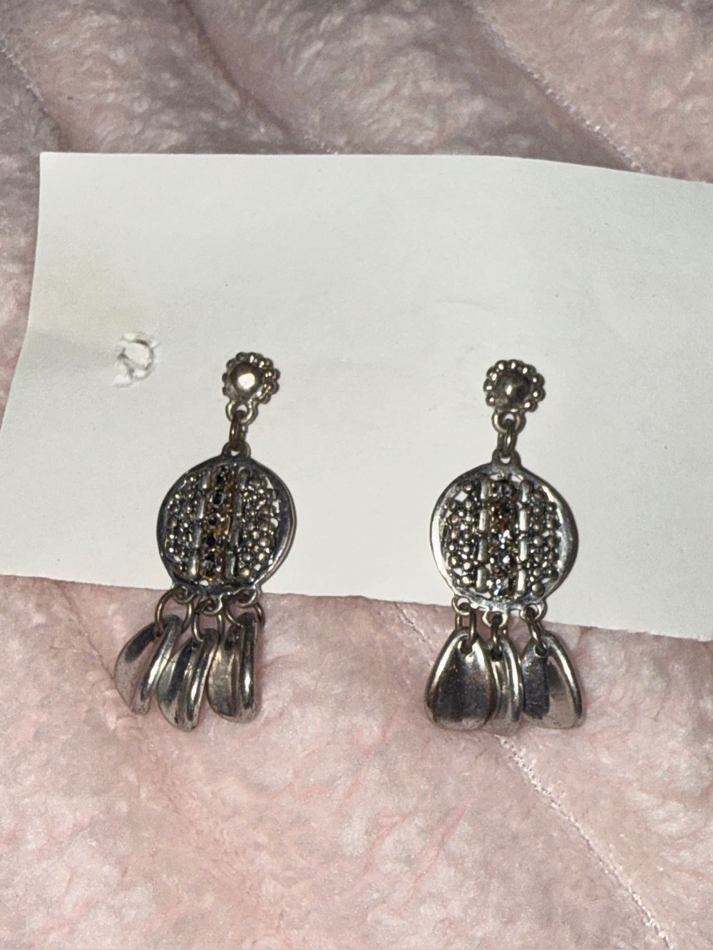 Chico's NWT Silvertone Boho Drop Earrings Textured Shield Teardrop Dangle Vtg